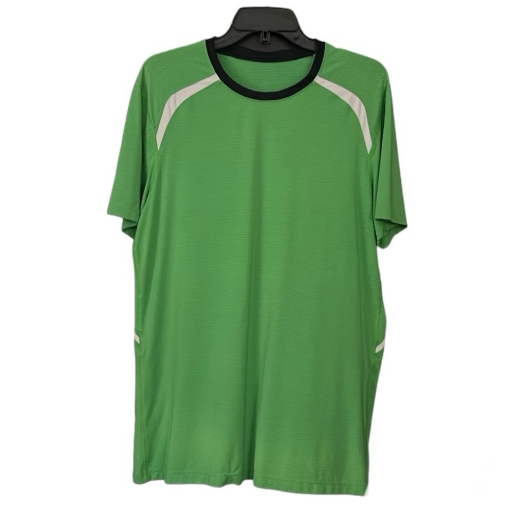 Lululemon Men’s Green Athletic Short Sleeve Shirt